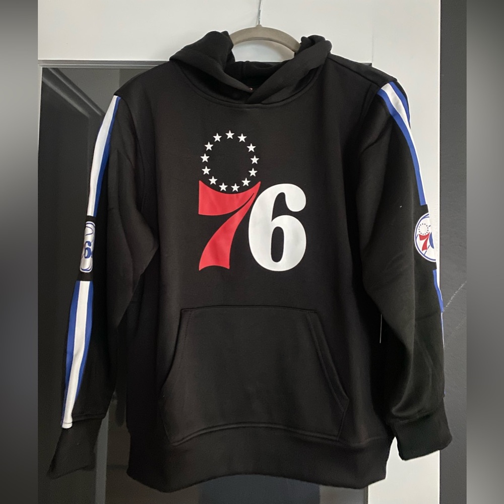 76ers youth hoodie size 10-12